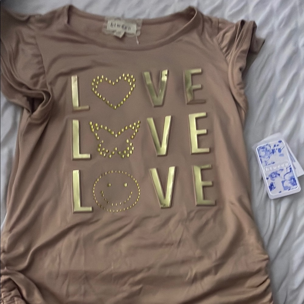 Brown Love Graphic T-Shirt with Gold Accents